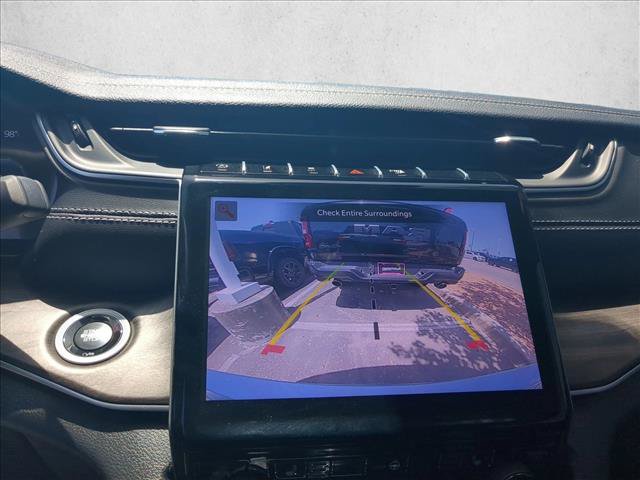New 2025 Jeep Grand Cherokee L Limited w/ Black Appearance Package AWD/4WD image 13