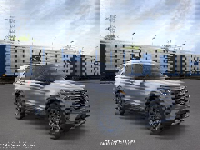 New 2026 Ford Explorer Active image 7