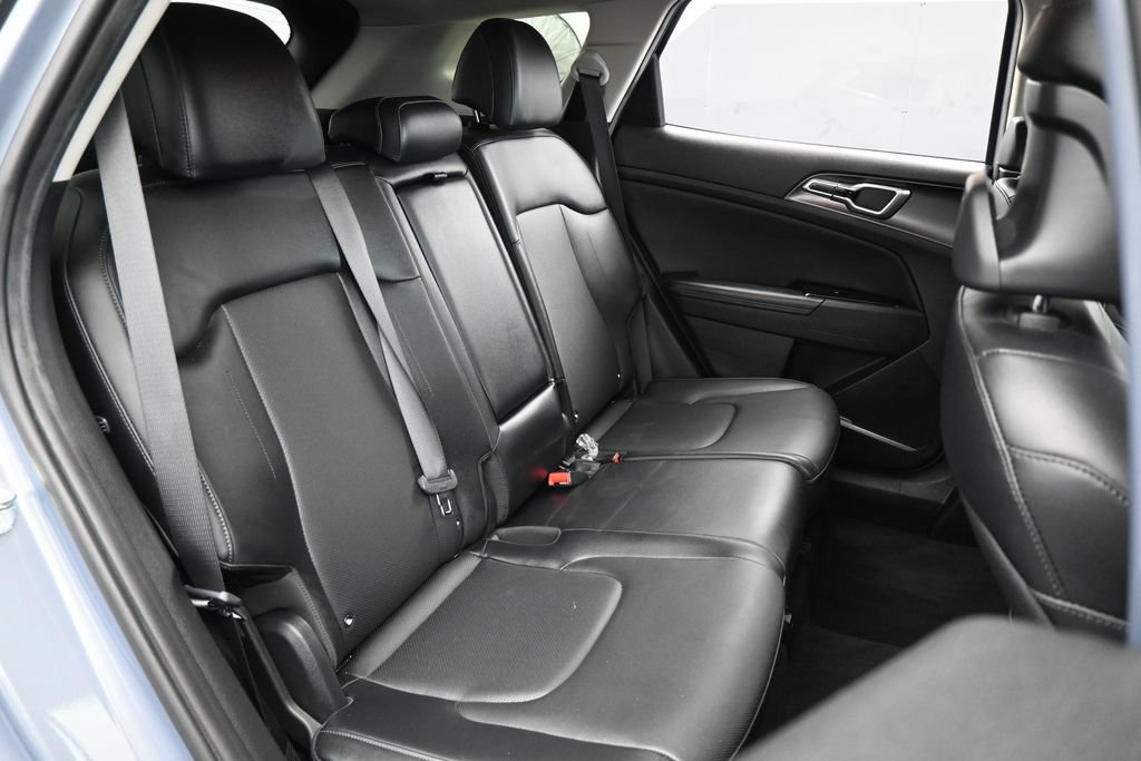Used 2023 Kia Sportage EX FWD image 45