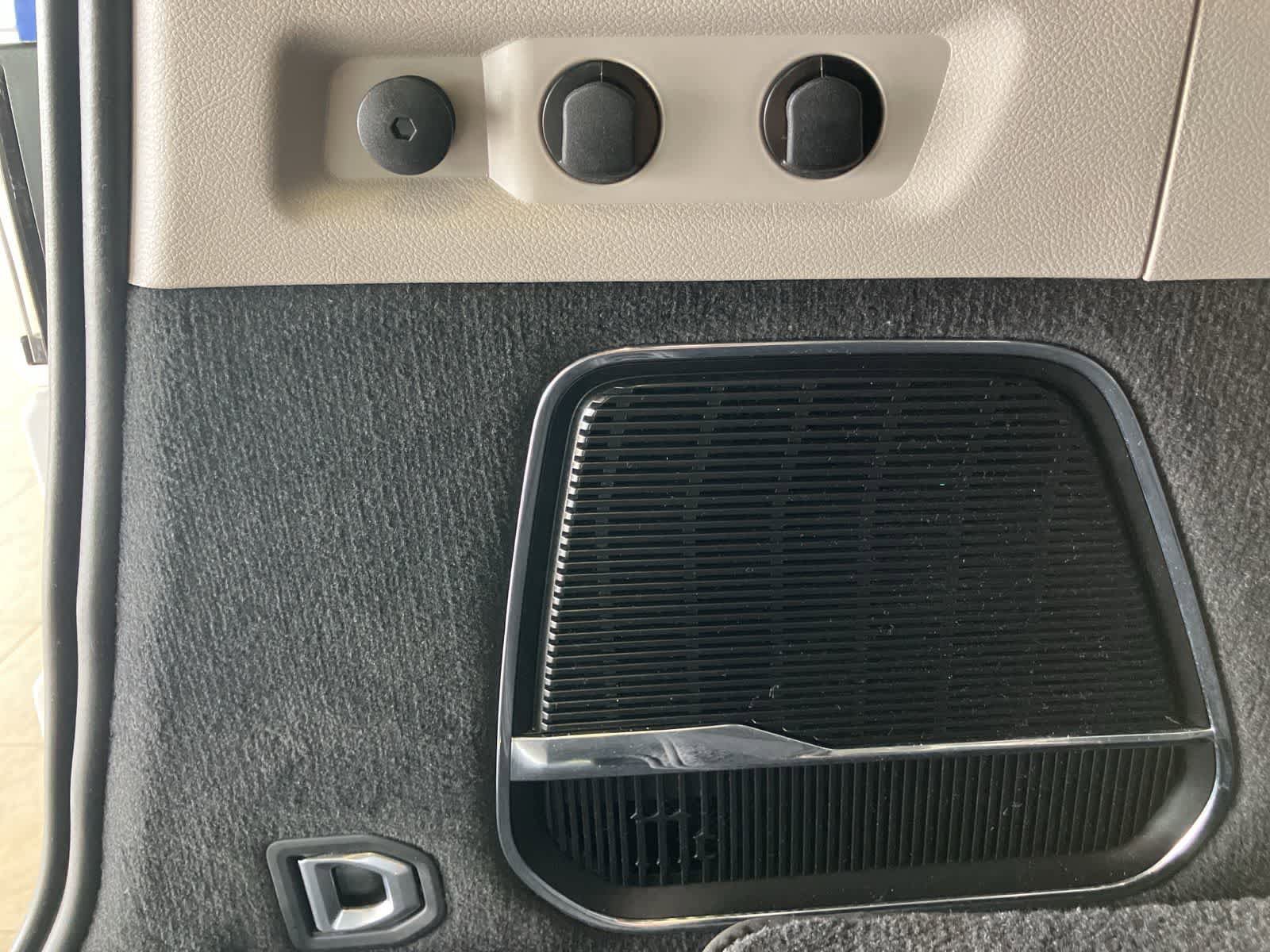 Used 2022 Jeep Grand Wagoneer Series I image 32
