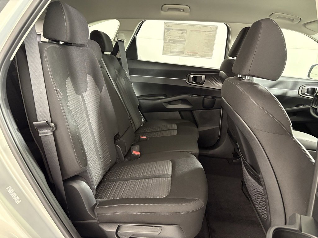 New 2026 Kia Sorento LX image 70
