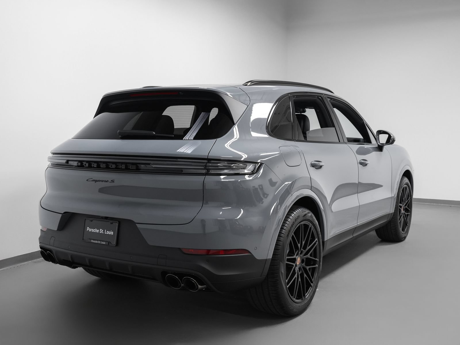 New 2026 Porsche Cayenne S AWD/4WD image 12