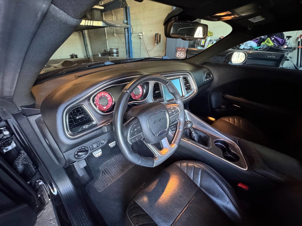 Used 2016 Dodge Challenger SRT Hellcat image 27