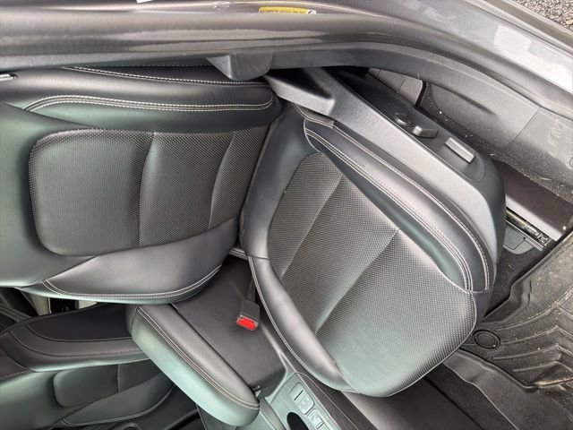 Used 2021 Ford Escape Titanium AWD/4WD image 14