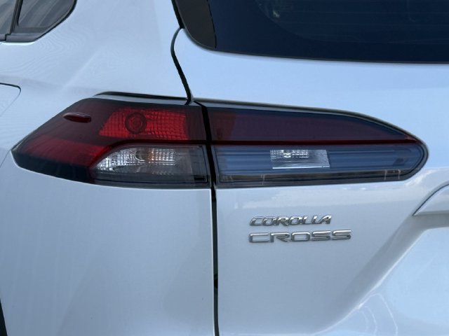 Used 2026 Toyota Corolla Cross L FWD image 6
