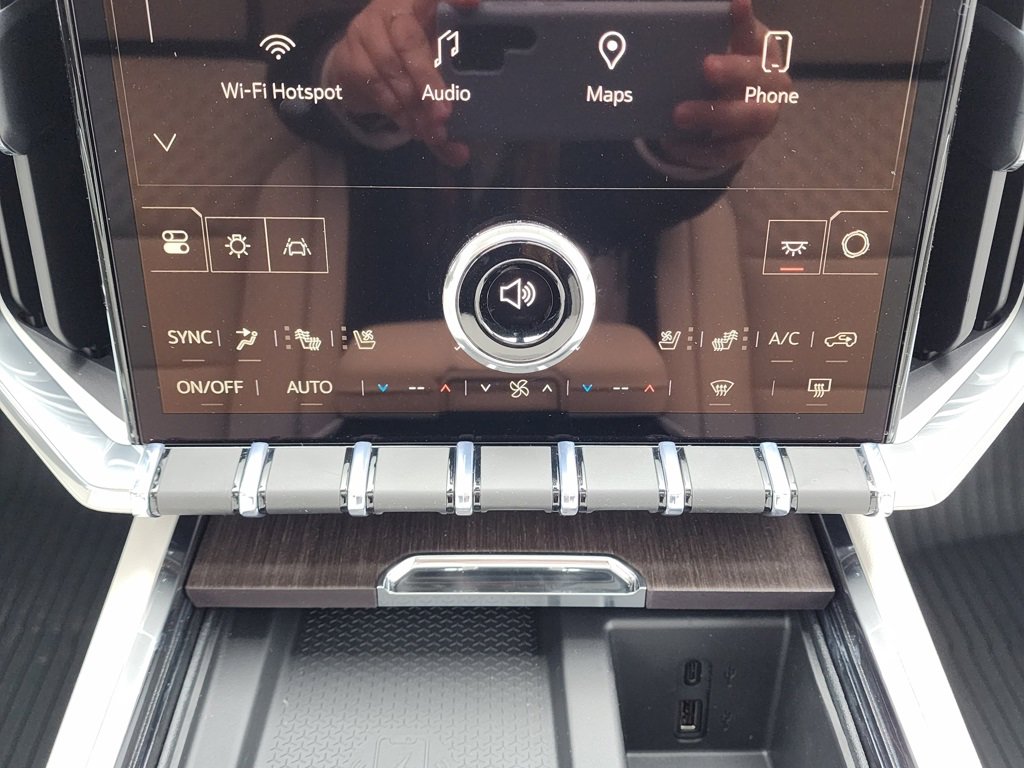 New 2026 GMC Acadia Denali image 32