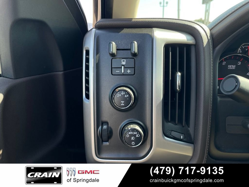 Used 2016 GMC Sierra 2500 SLT w/ Duramax Plus Package AWD/4WD image 13