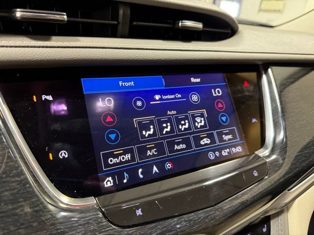 Certified 2023 Cadillac XT6 Premium Luxury AWD/4WD image 21