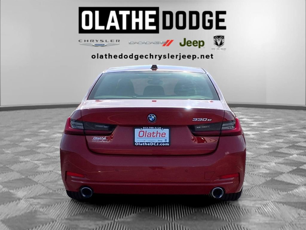 Used 2024 BMW 330e 330e iPerformance image 28