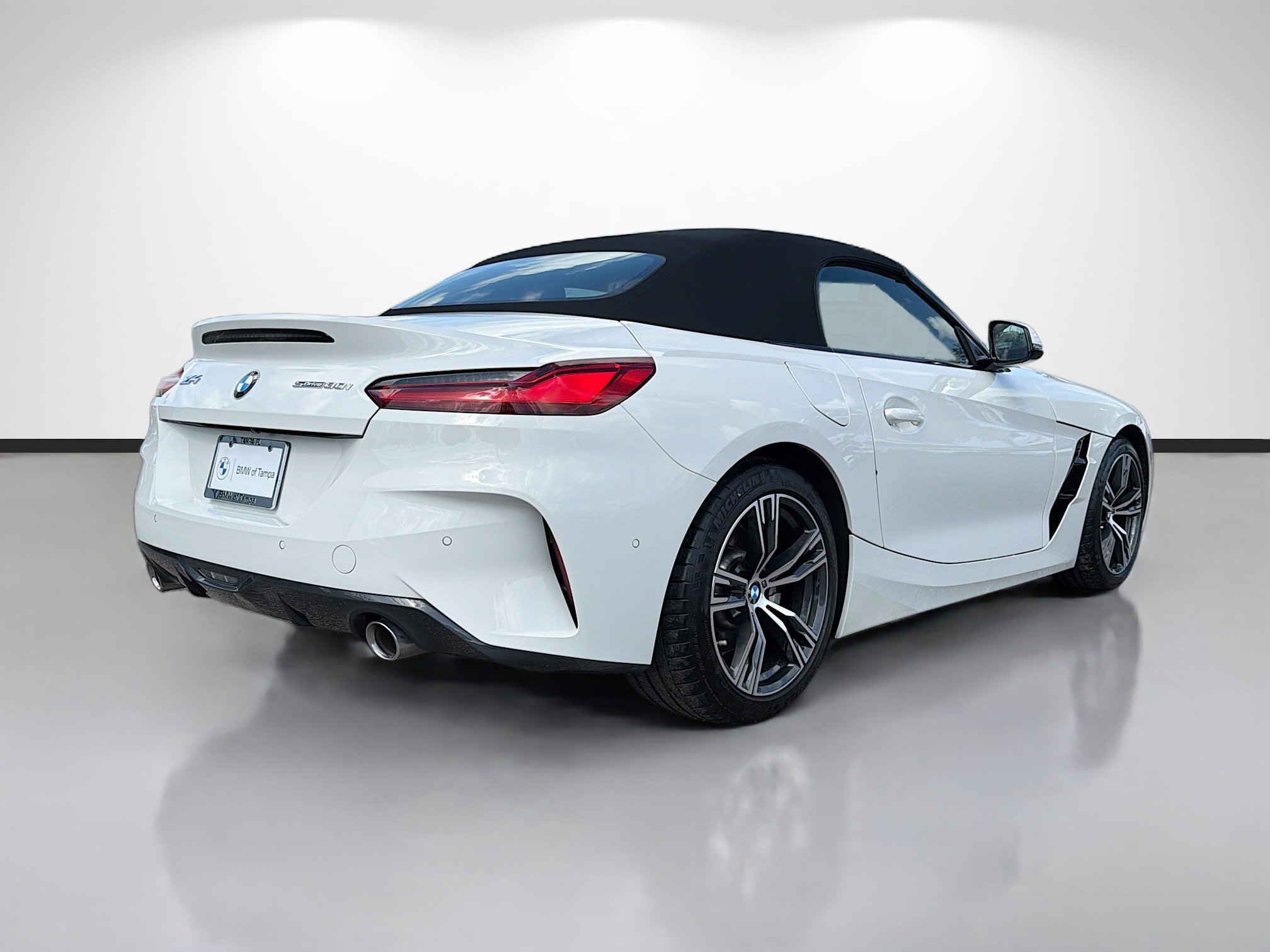 Certified 2023 BMW Z4 sDrive30i w/ Premium Package image 3