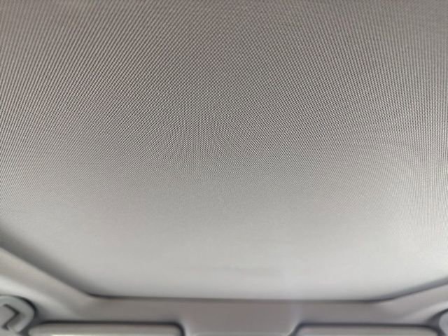 Used 2020 Nissan Rogue SV image 28