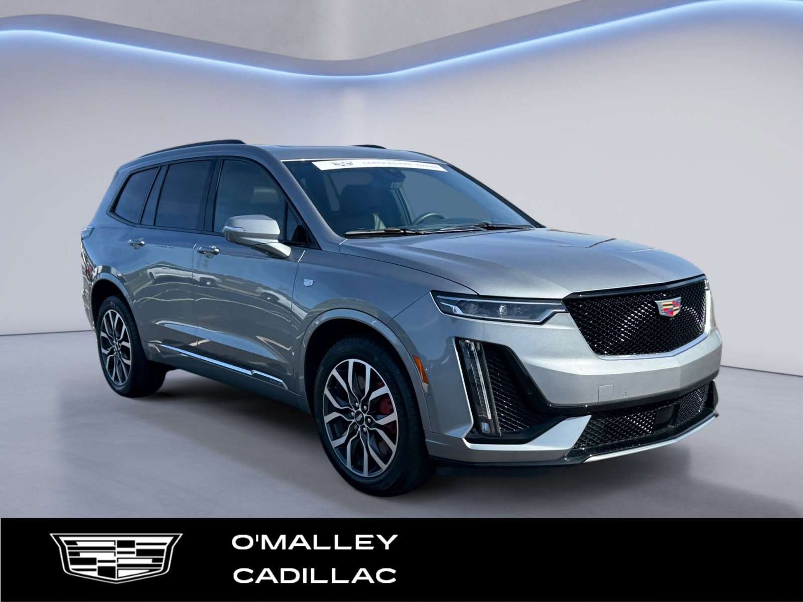 Certified 2025 Cadillac XT6 Sport w/ Platinum Package AWD/4WD image 7