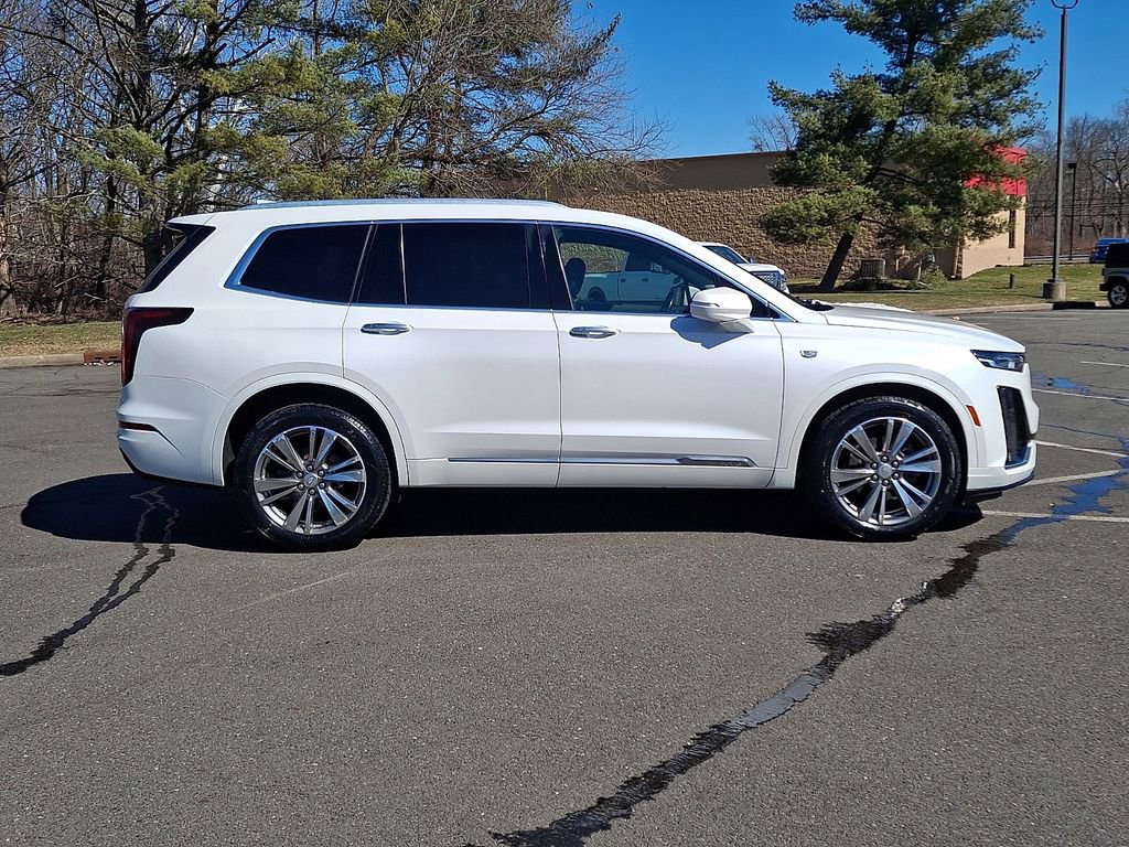 Used 2021 Cadillac XT6 Premium Luxury image 10