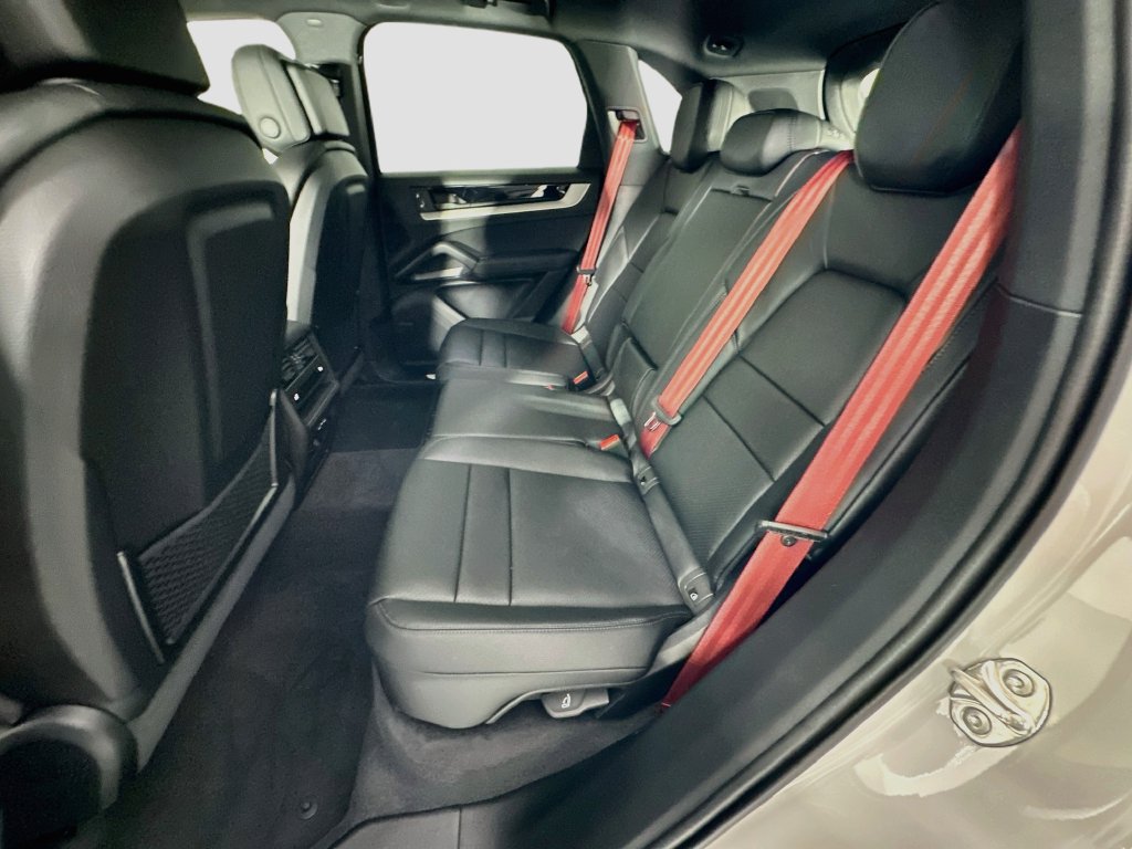 New 2026 Porsche Cayenne S AWD/4WD image 24