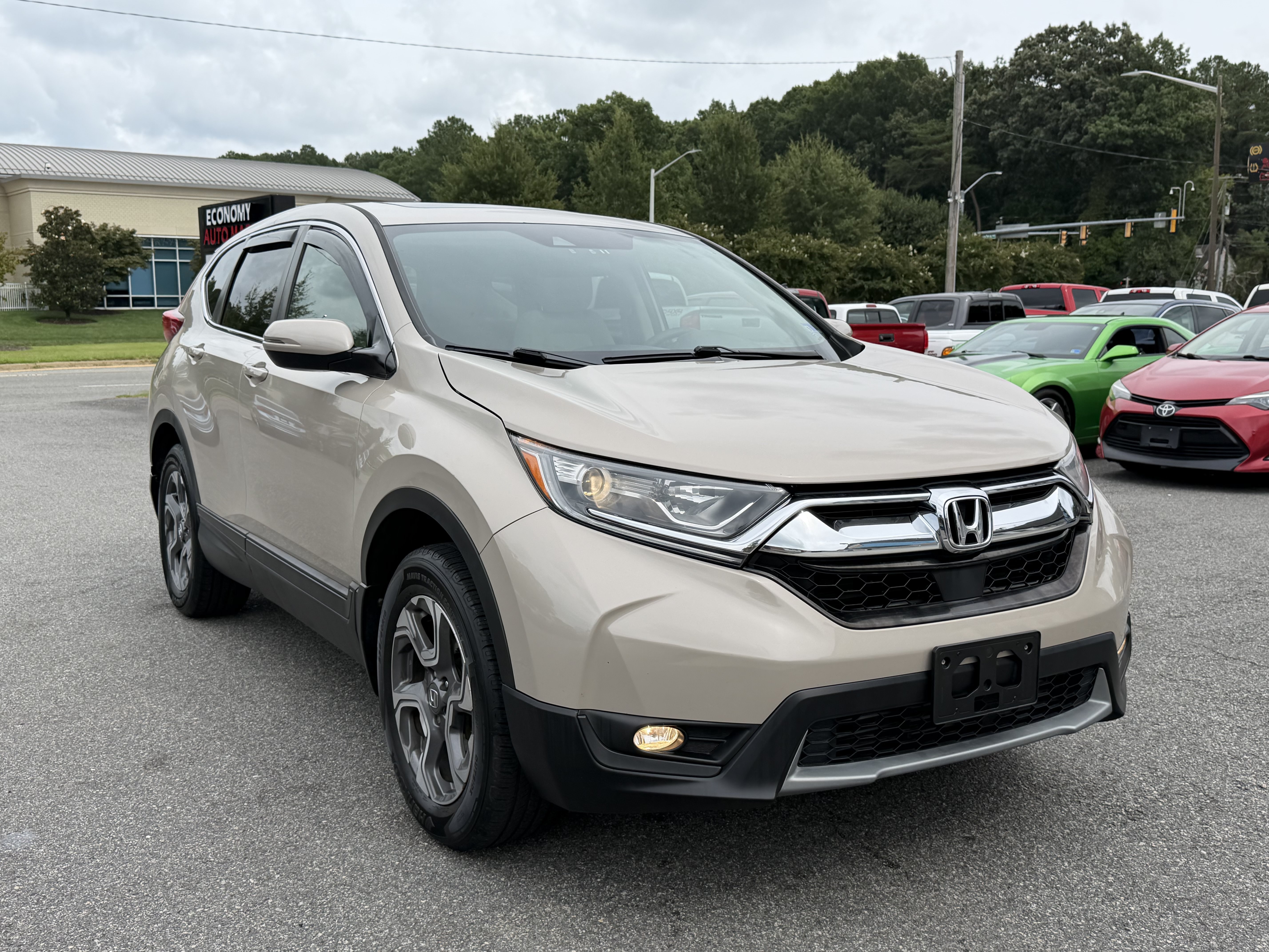 Used 2017 Honda CR-V EX image 4