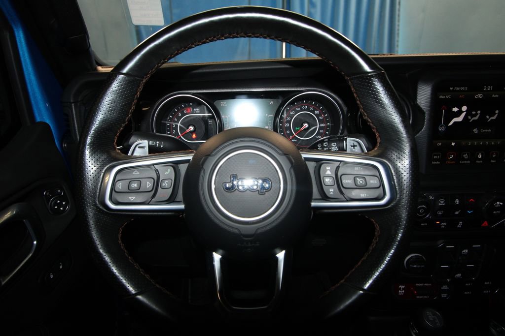 Used 2022 Jeep Wrangler Unlimited Rubicon AWD/4WD image 11