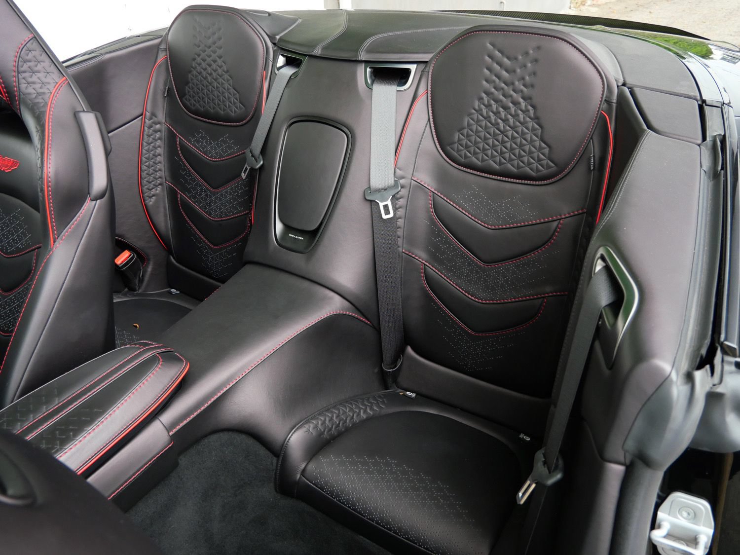 Used 2023 Aston Martin DBS Superleggera Volante RWD image 27