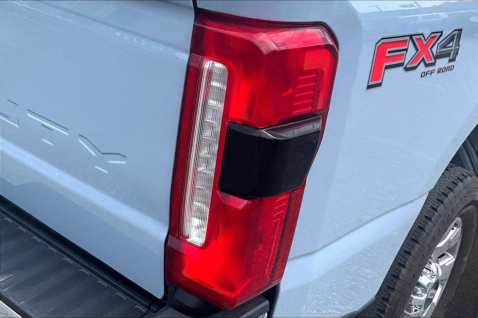 Used 2024 Ford F250 Lariat w/ Chrome Package AWD/4WD image 31