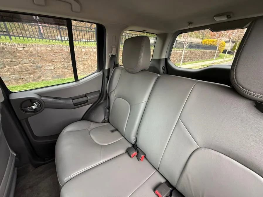 Used 2015 Nissan Xterra S w/ Value Package image 27