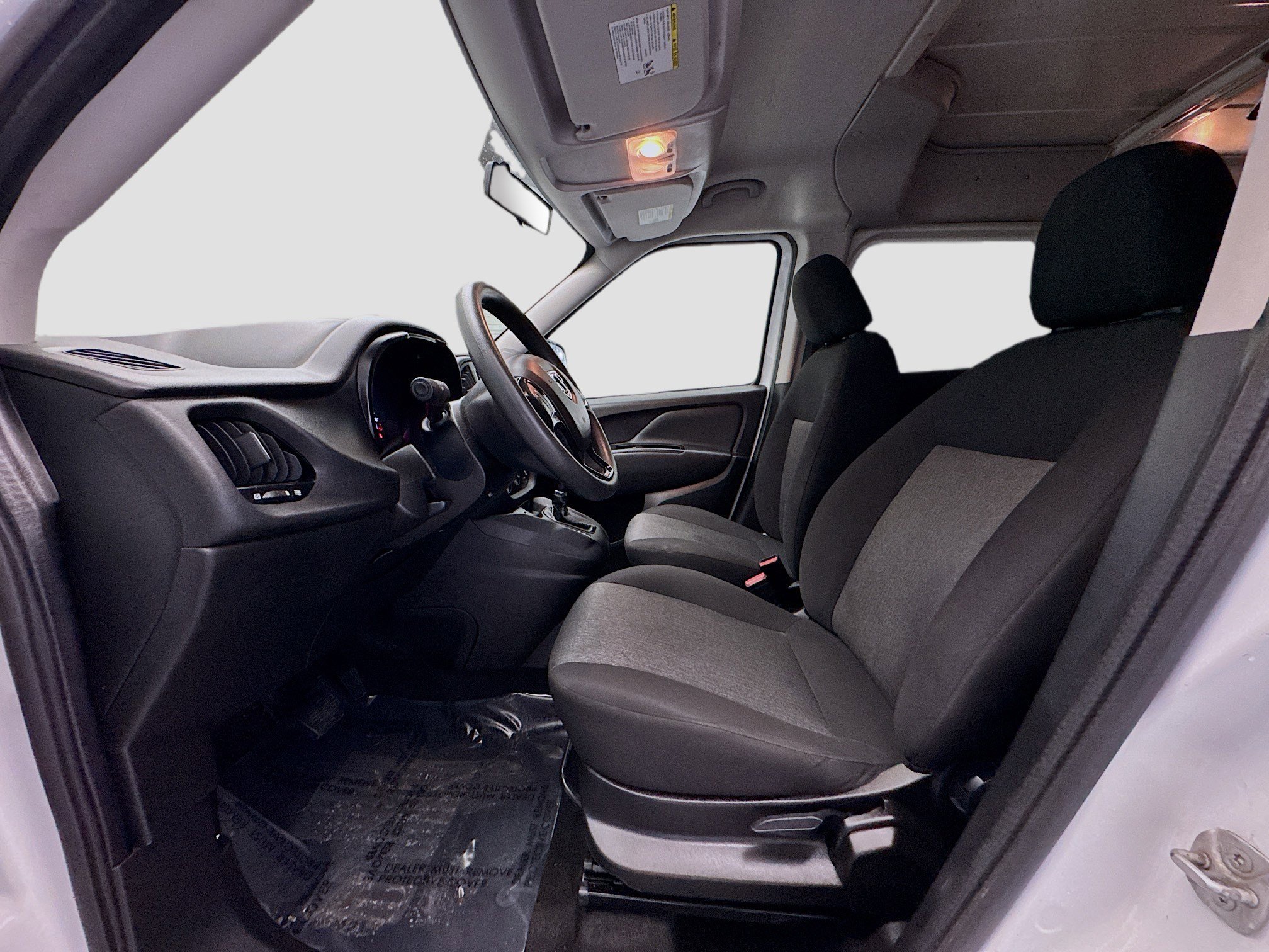 Used 2022 RAM ProMaster City Tradesman FWD image 12