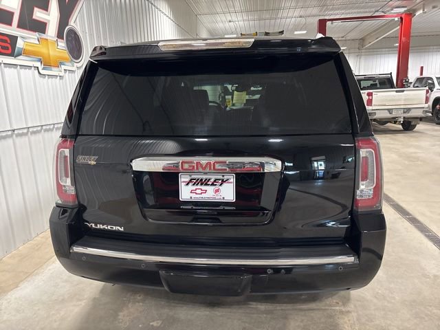 Used 2016 GMC Yukon Denali image 8