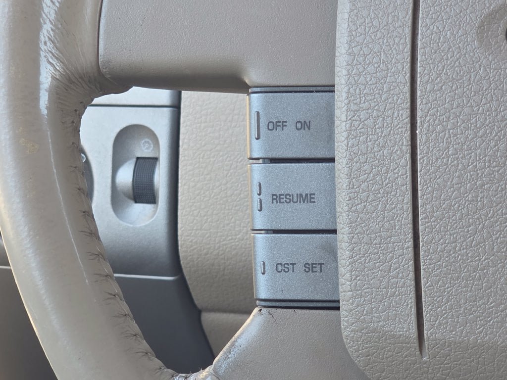 Used 2004 Ford F150 Lariat AWD/4WD image 19