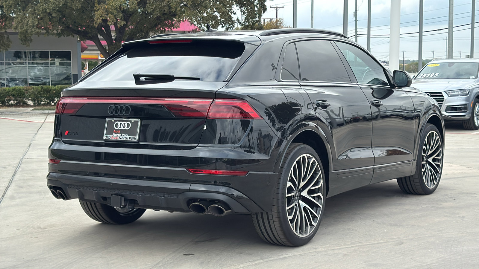 New 2025 Audi SQ8 Premium Plus image 7