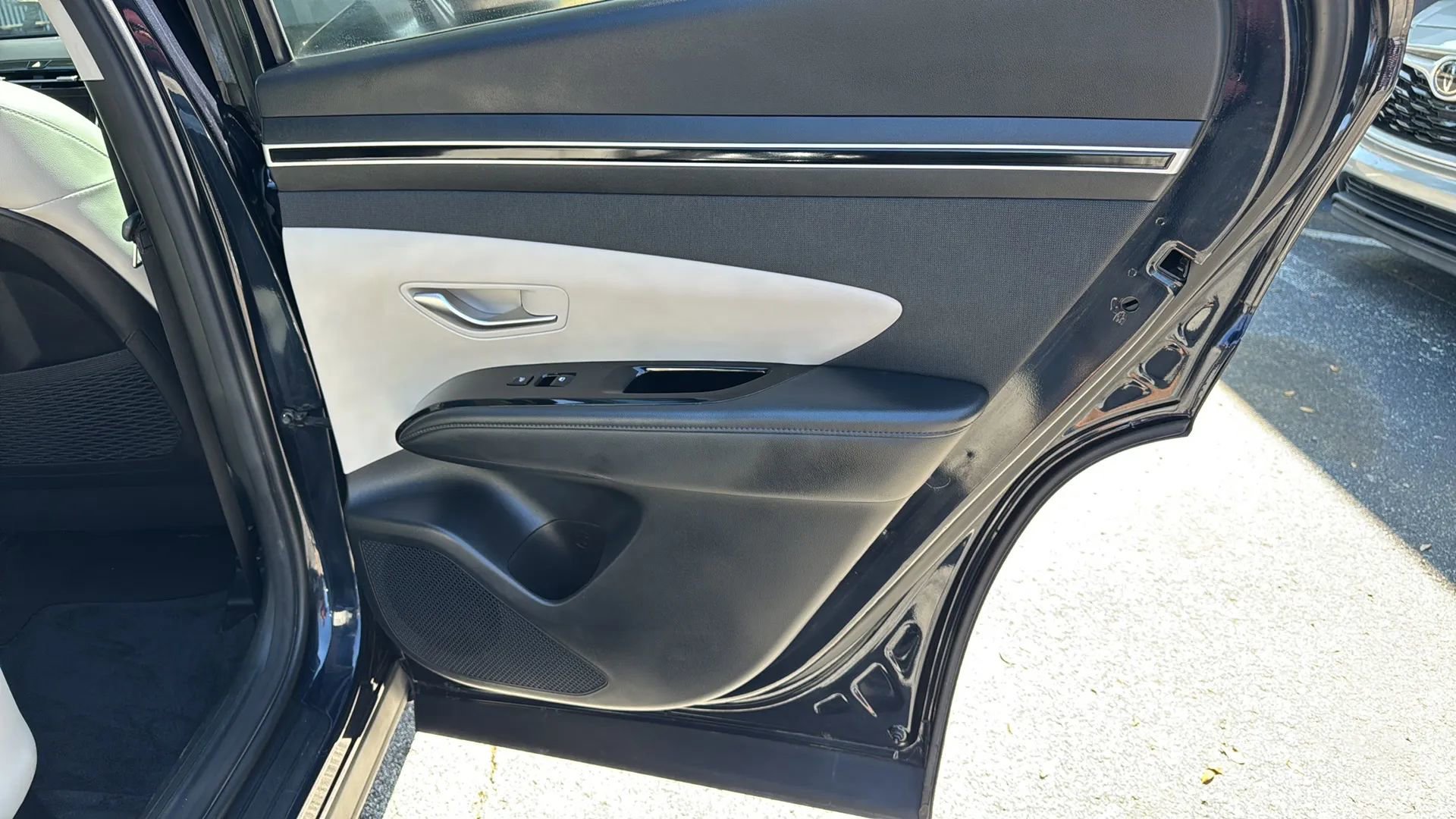 Used 2022 Hyundai Tucson Limited image 36