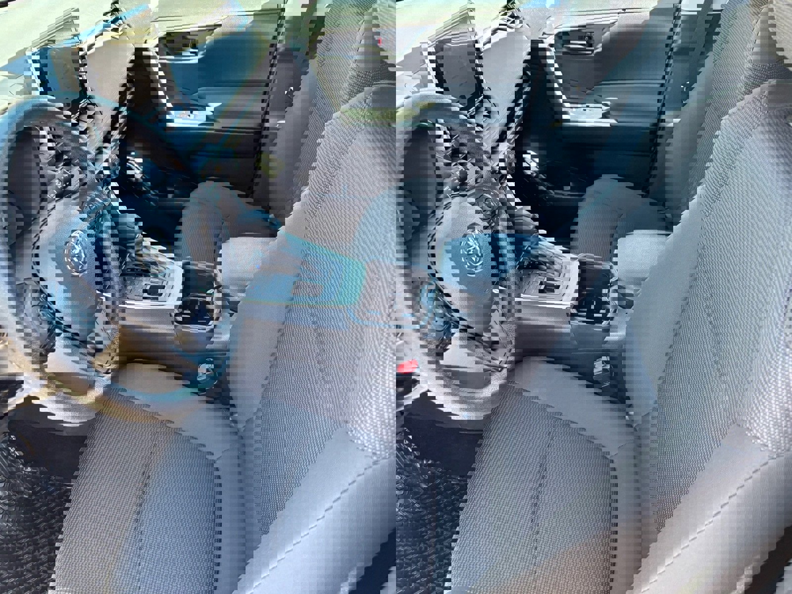 Used 2025 Toyota RAV4 LE image 17