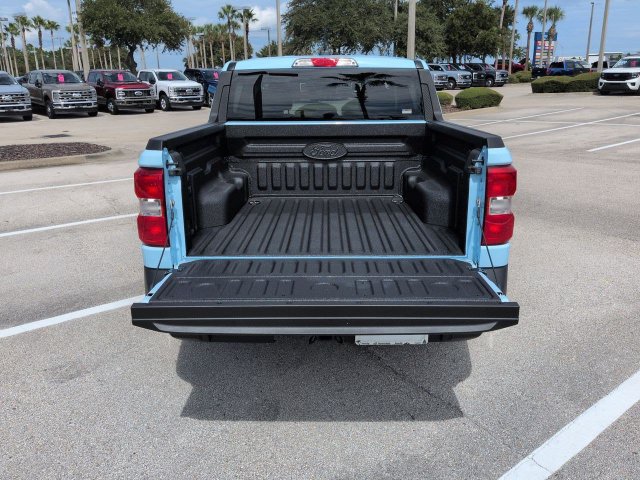 New 2026 Ford Maverick XLT w/ XLT Luxury Package FWD image 13