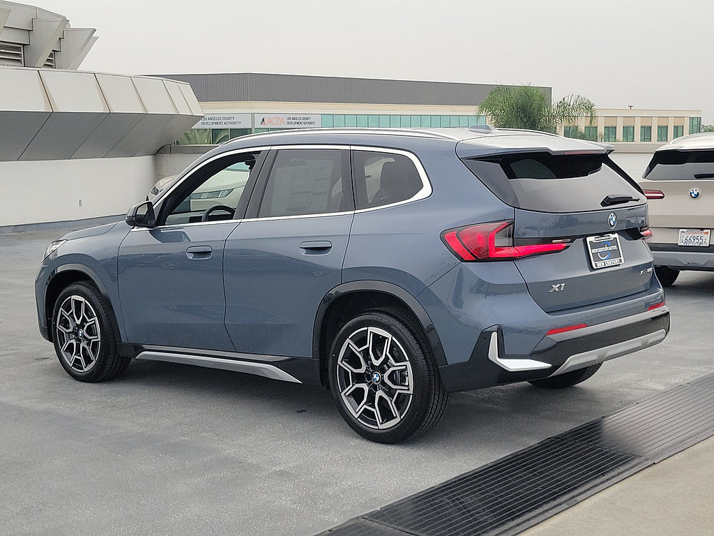 New 2027 BMW X1 xDrive28i w/ Convenience Package AWD/4WD image 2