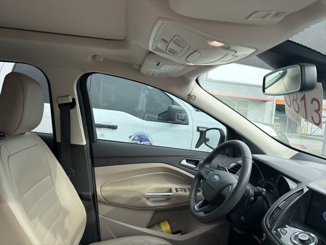 Used 2019 Ford Escape Titanium image 12