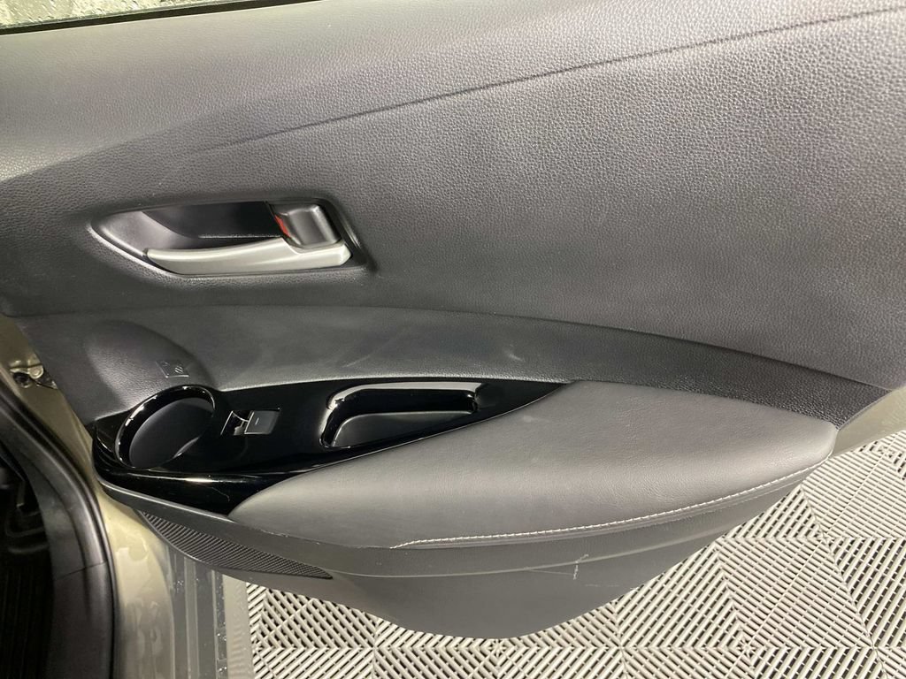 Used 2019 Toyota Corolla SE FWD image 23
