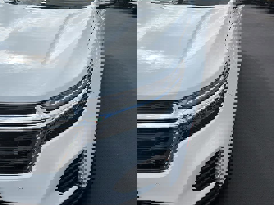 Used 2024 Chevrolet Equinox LT image 37