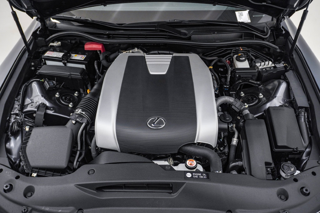 Used 2025 Lexus IS 350 F Sport w/ Accessory Package 2 RWD image 28