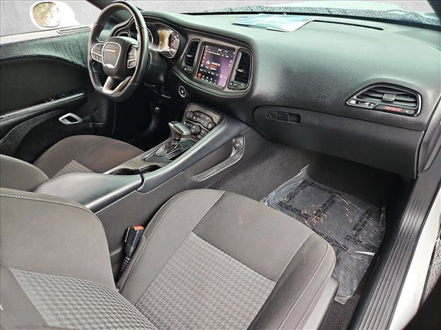 Used 2021 Dodge Challenger R/T Scat Pack w/ Dynamics Package RWD image 27