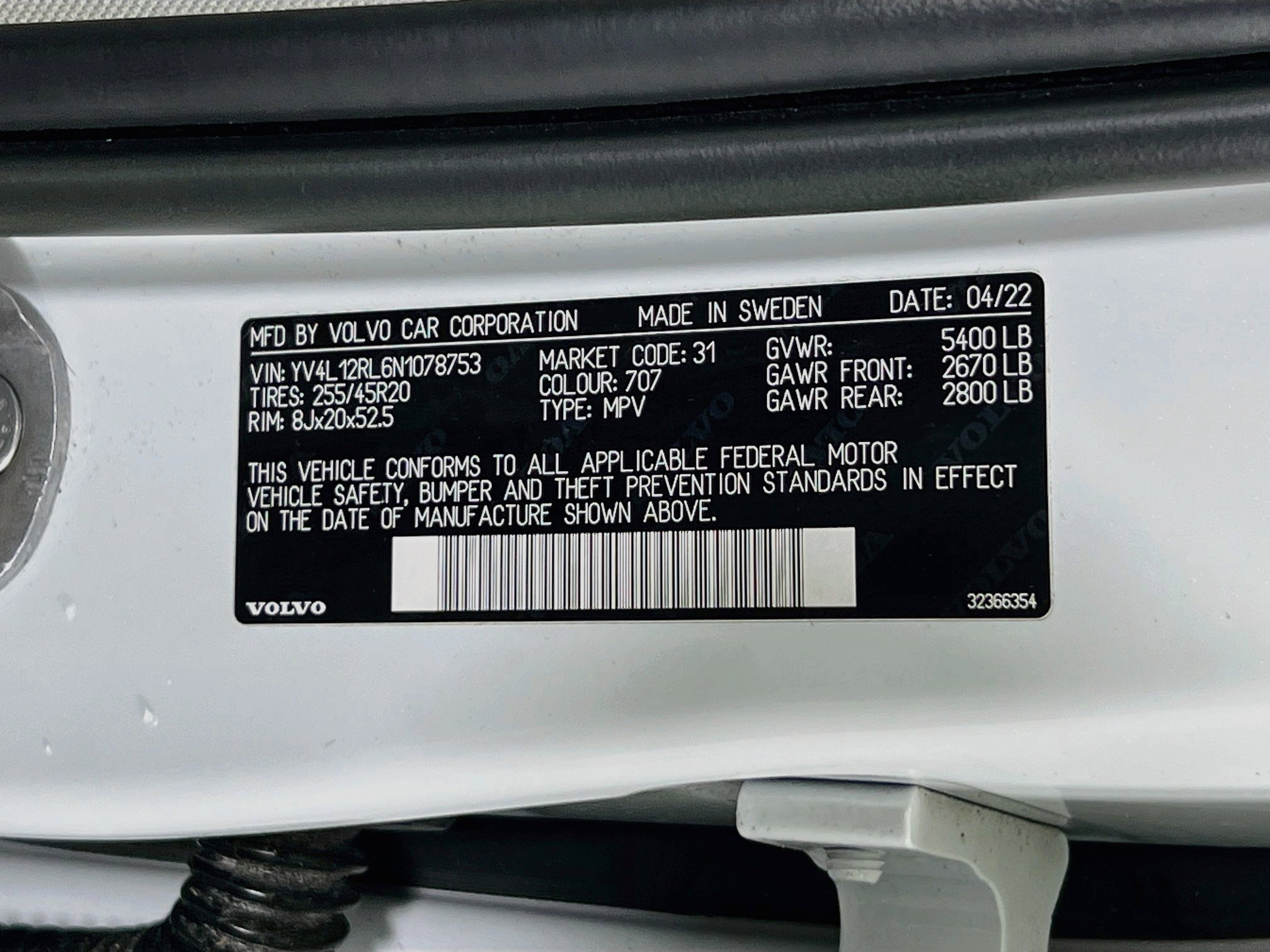 Used 2022 Volvo XC60 B5 Inscription w/ Advanced Package AWD/4WD image 34