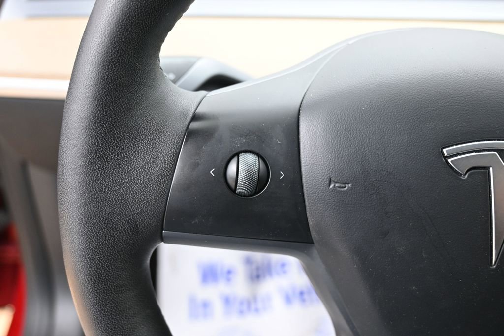 Used 2023 Tesla Model 3 Standard Range RWD image 18