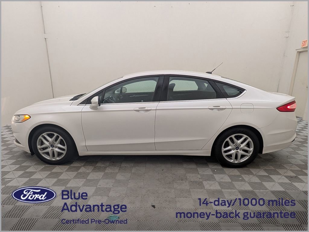 Used 2016 Ford Fusion SE FWD image 10