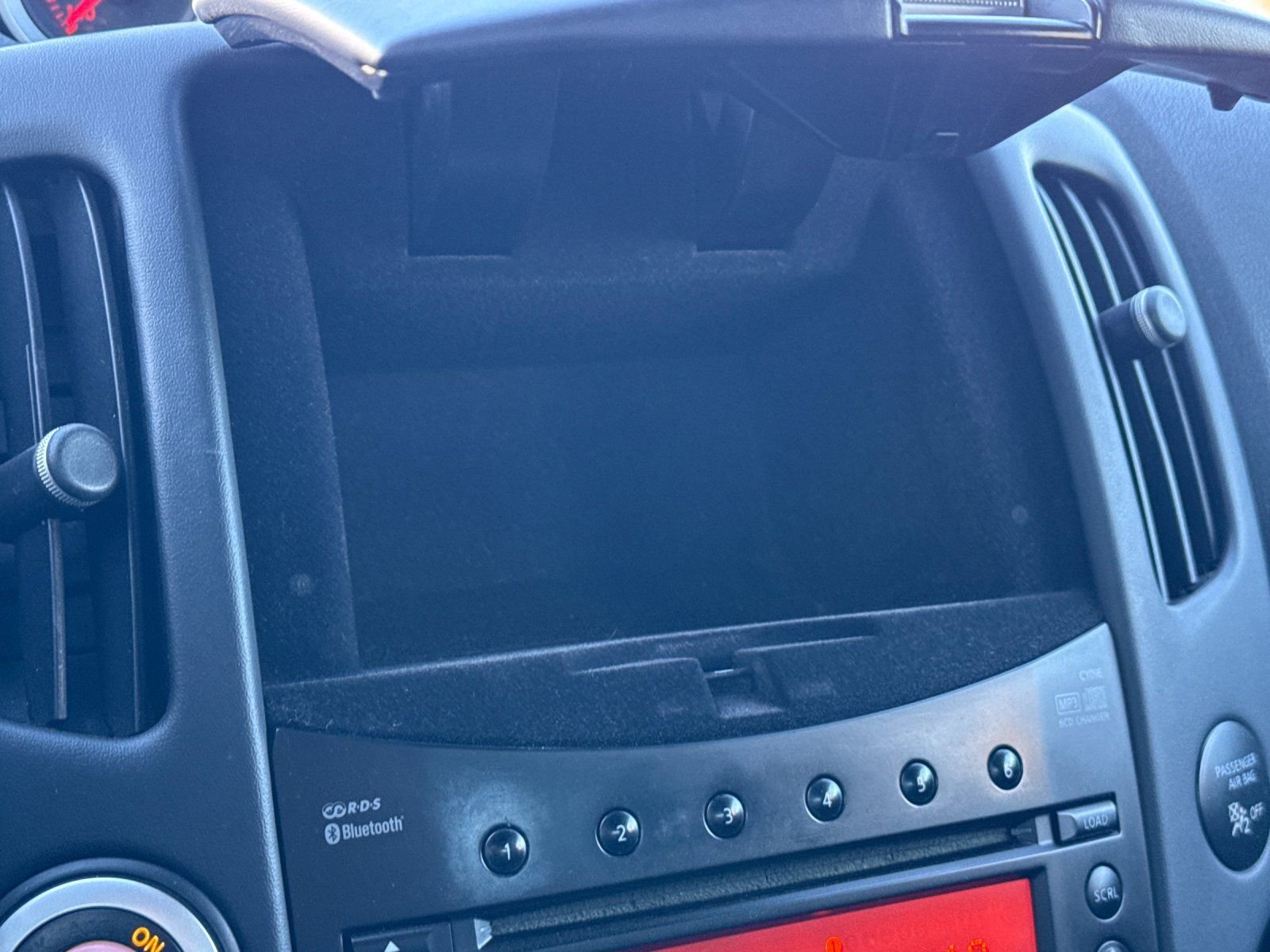 Used 2010 Nissan 370Z Touring image 29