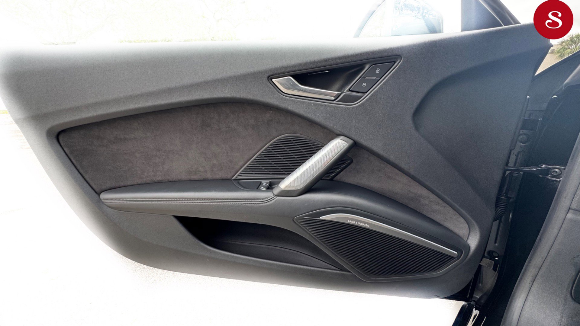 Used 2018 Audi TT 2.0T w/ Technology Package image 13