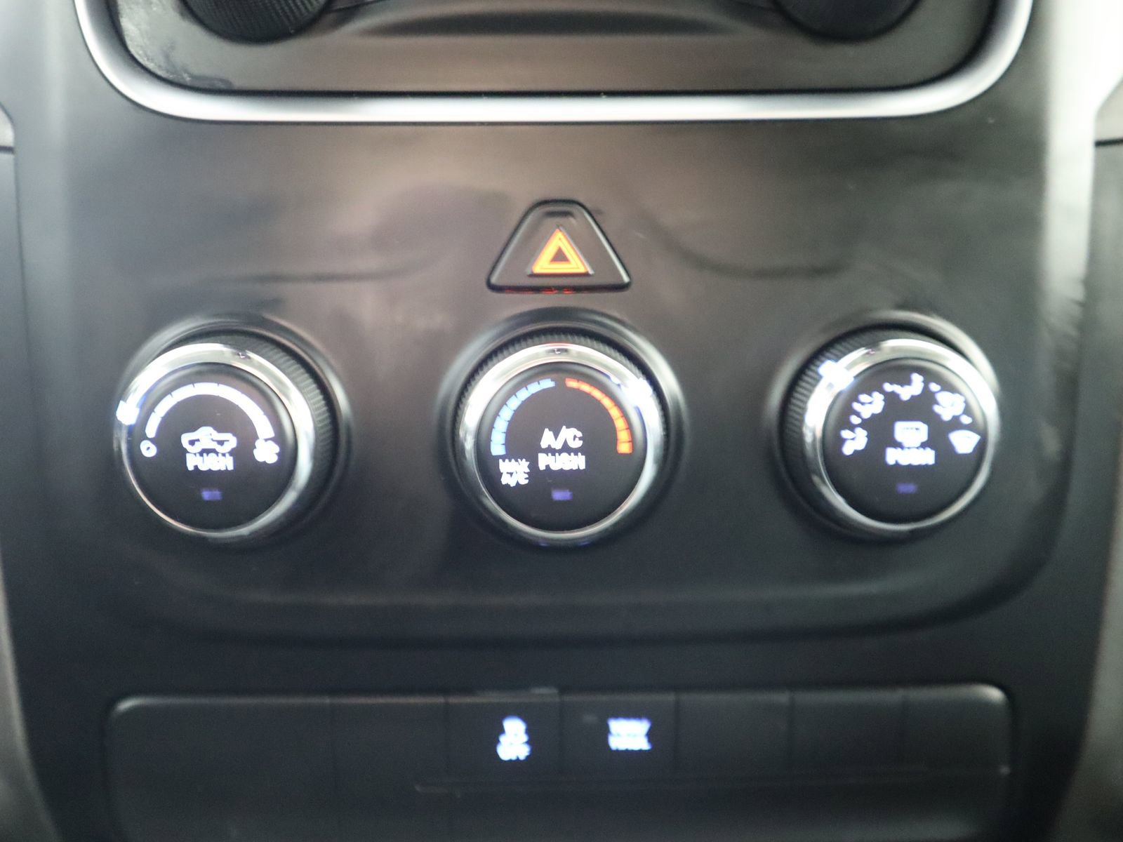 Used 2016 RAM 1500 Tradesman w/ Popular Equipment Group image 29