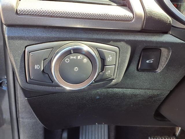 Certified 2019 Ford Fusion SE w/ Equipment Group 151A image 15