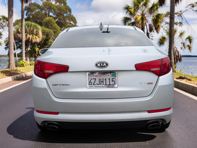 Used 2012 Kia Optima EX FWD image 6