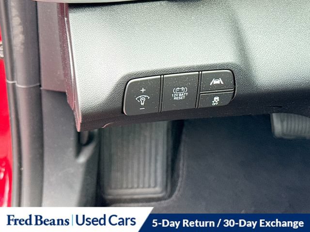 Certified 2022 Hyundai Elantra Blue FWD image 15