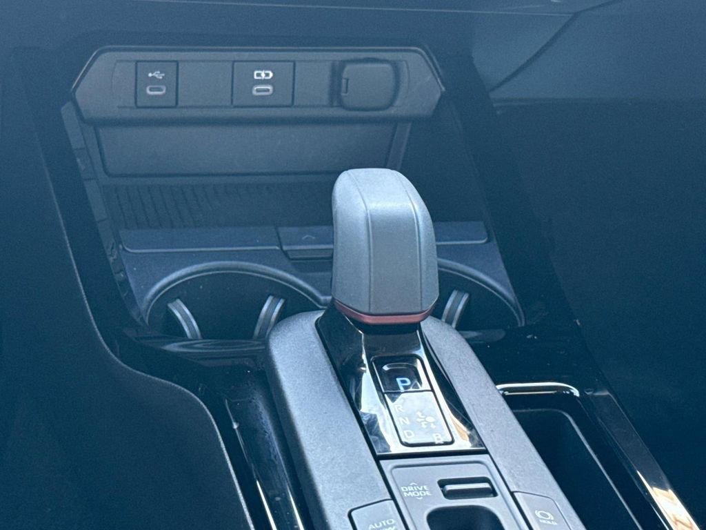 Used 2024 Toyota Prius Prime SE image 15