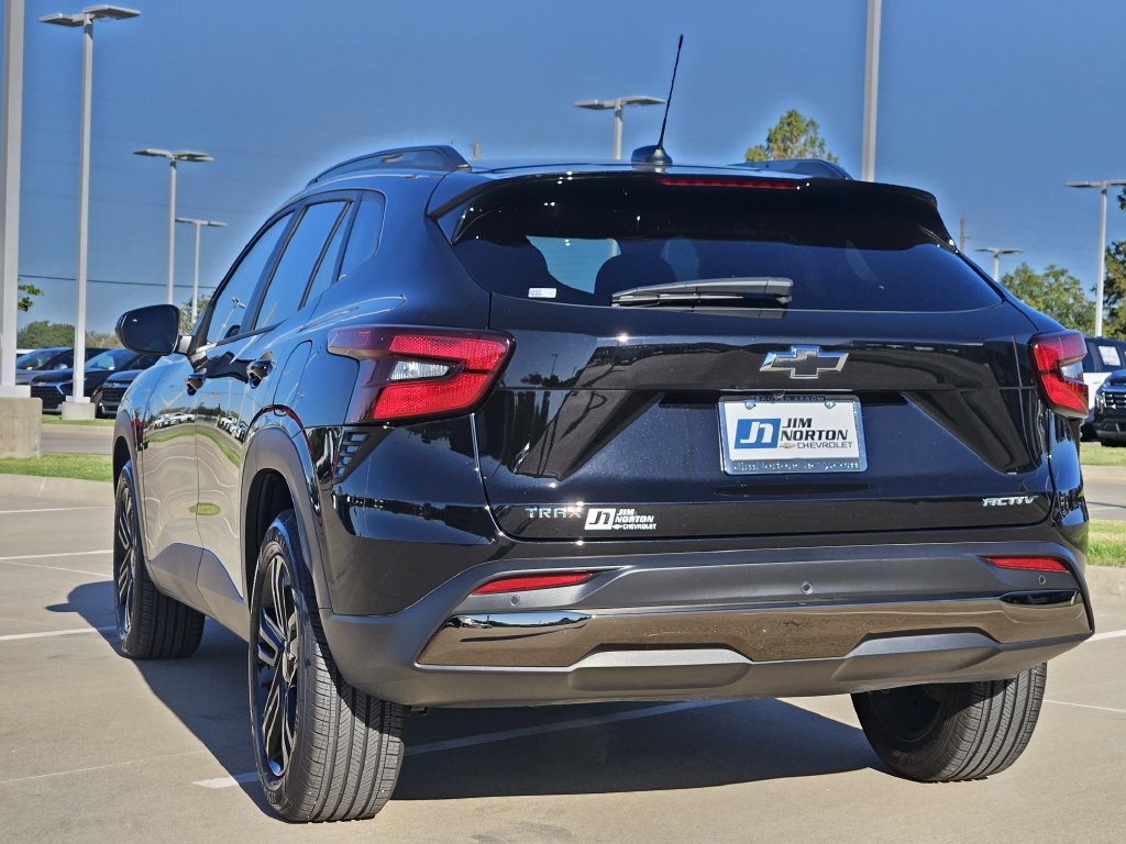 Used 2026 Chevrolet Trax ACTIV w/ Driver Confidence Package FWD image 5