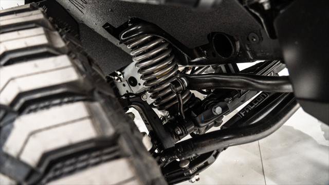 Used 2025 Jeep Wrangler Unlimited Sport image 9