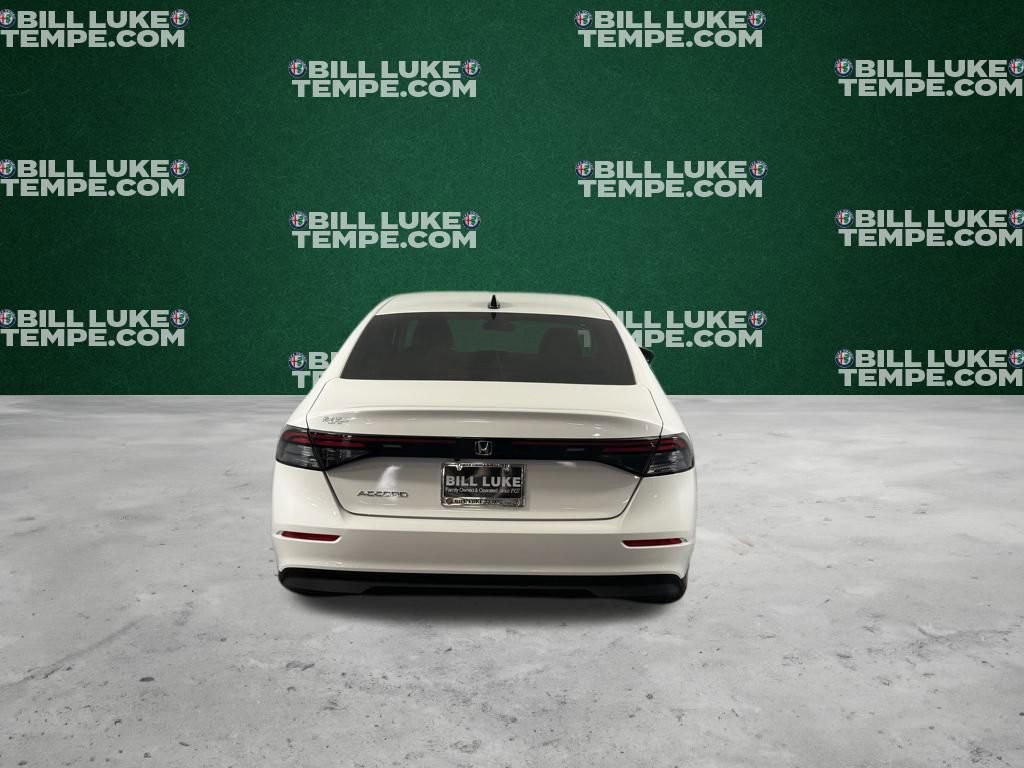Used 2025 Honda Accord SE image 4