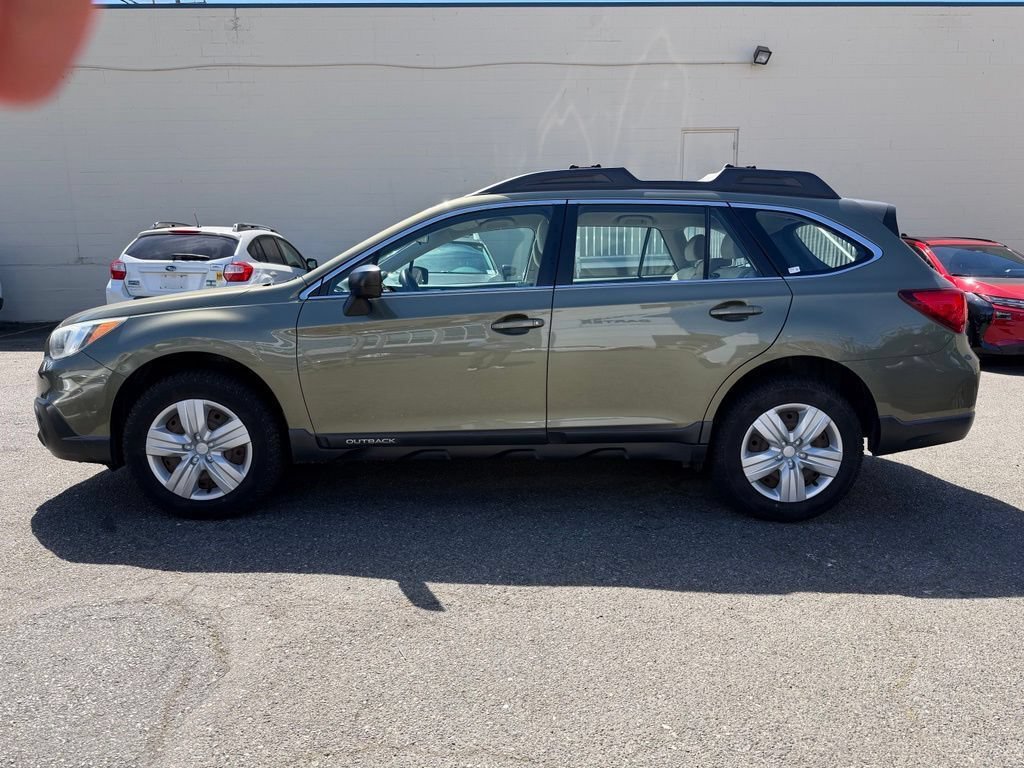 Used 2016 Subaru Outback 2.5i AWD/4WD image 4